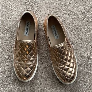Steve Madden rose gold slip ons